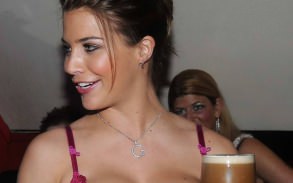 moregirls1920x1200 (160)